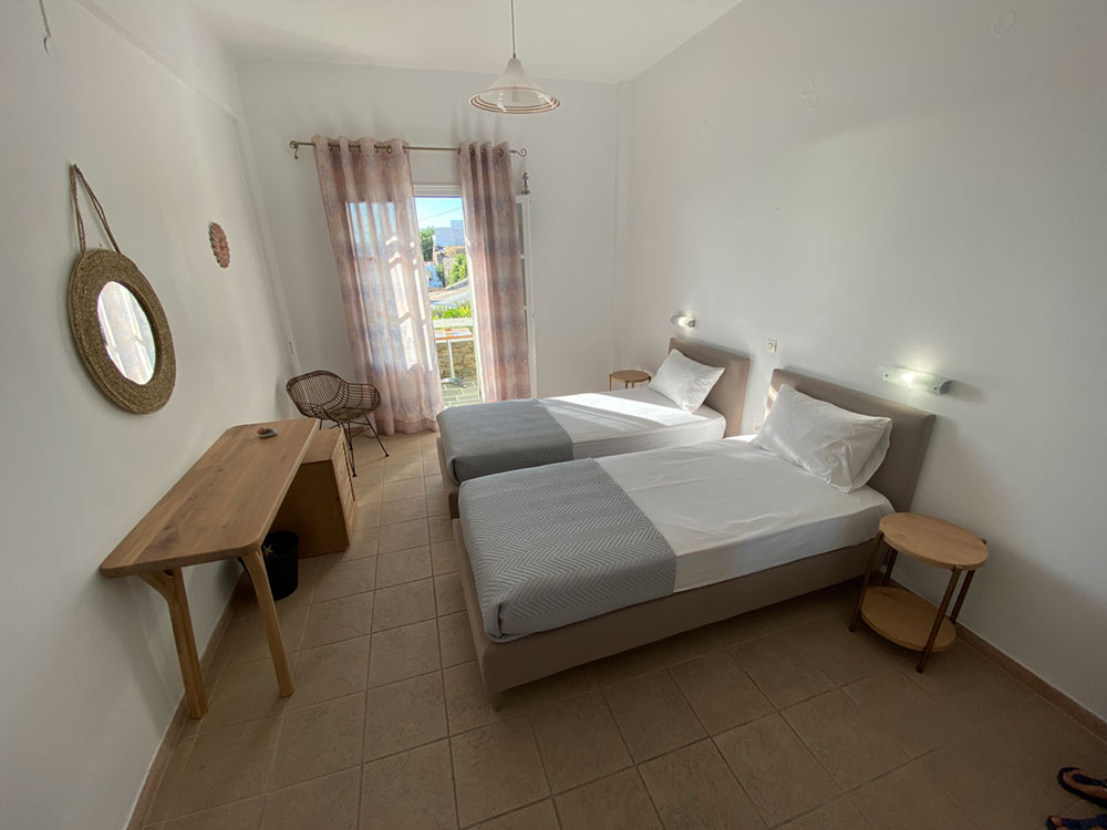 Rooms Margarita in the centre of Apollonia