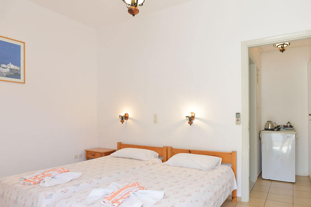 Litsa rooms in Agia Marina of Kamares