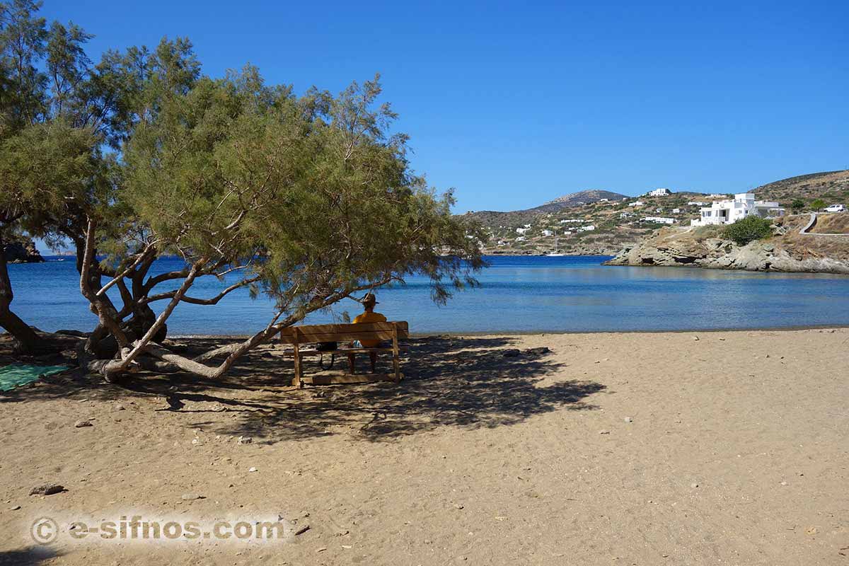 Strand Fassolou in Faros