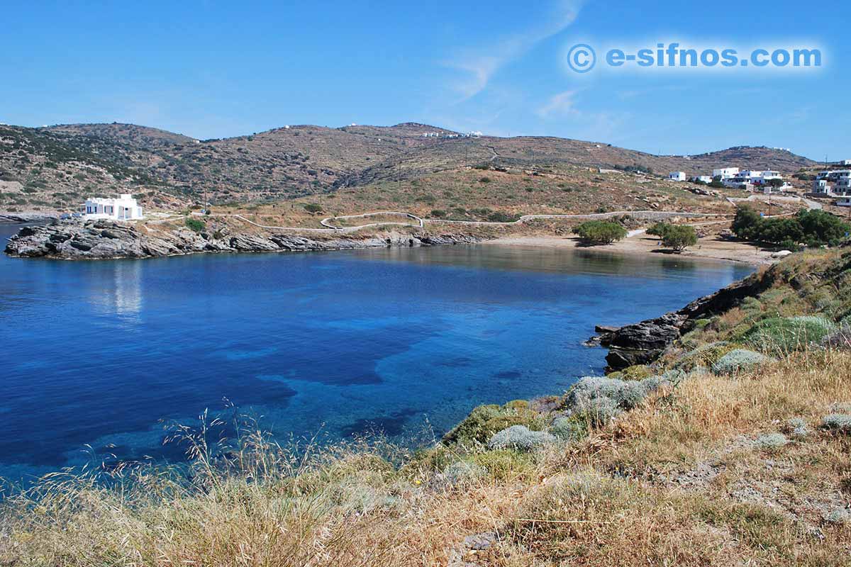 Strand Fassolou in Faros auf Sifnos
