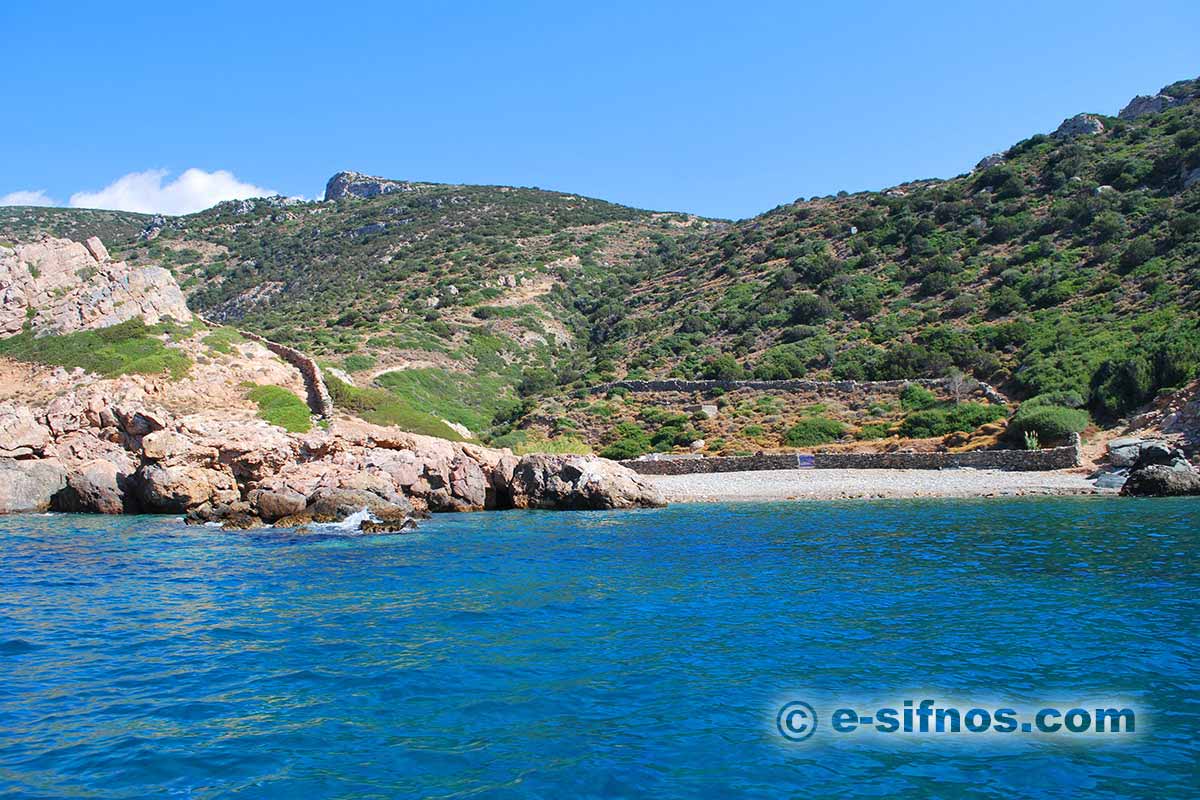 Der Strand Hohlaki auf Sifnos