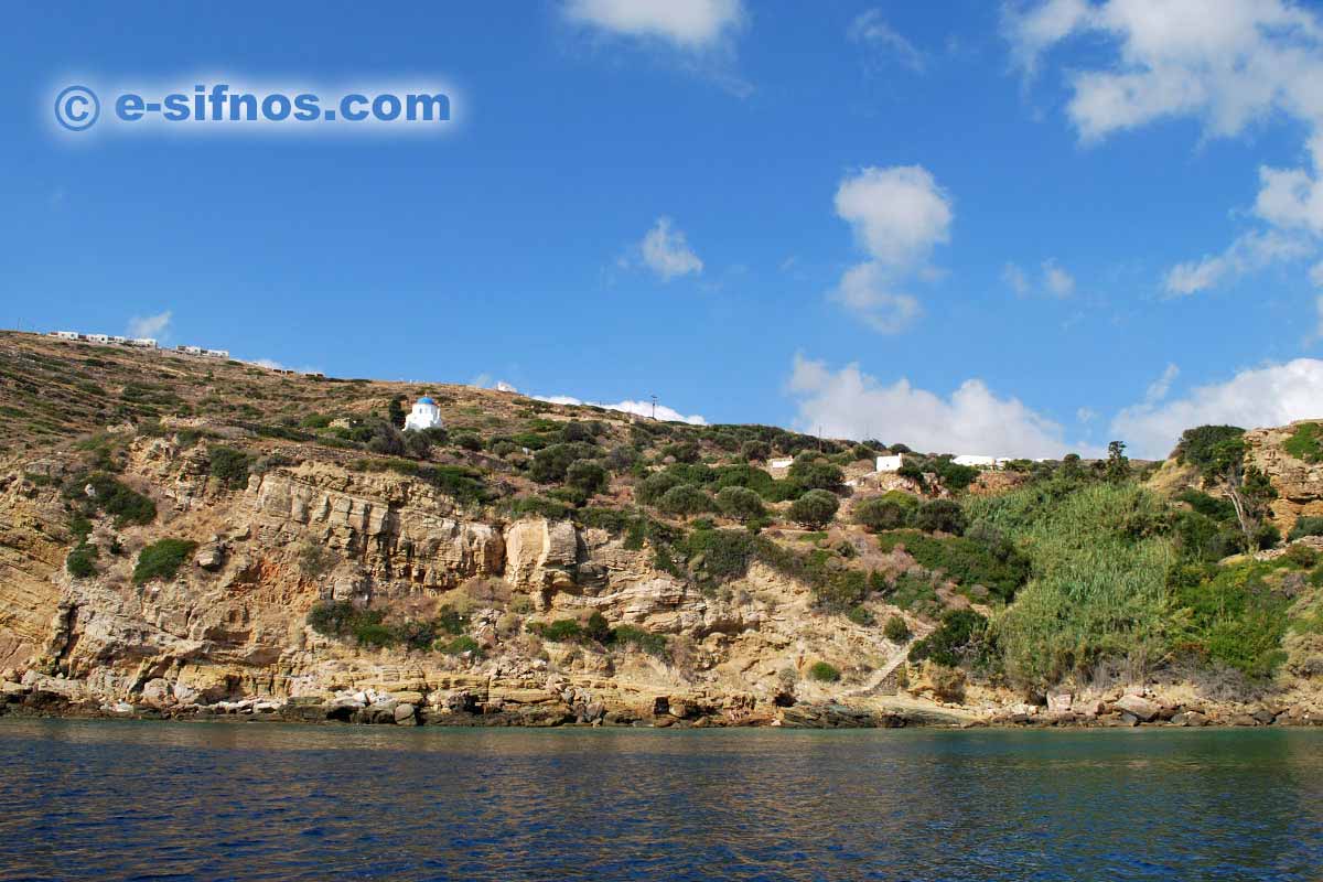 Die Küste von Poulati im Osten von Sifnos