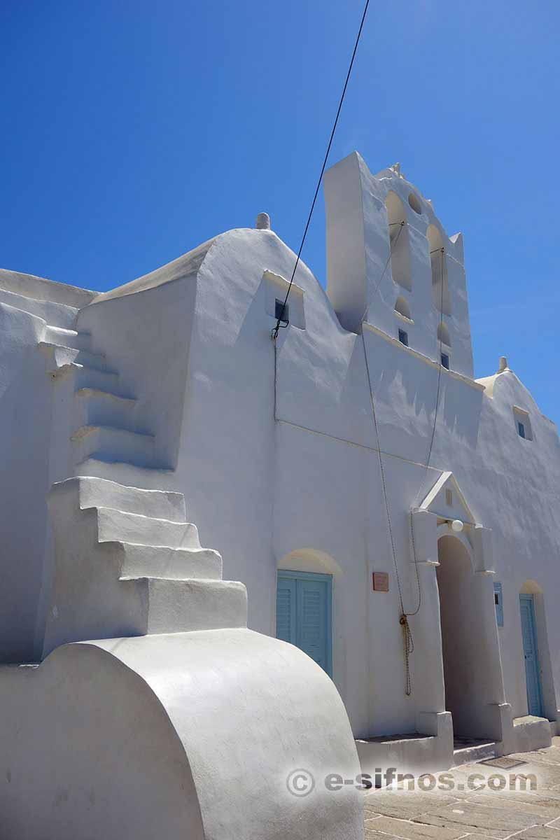 Die Kirche Agios Konstantinos in Artemonas