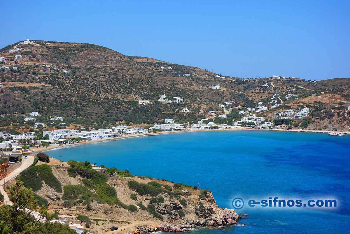 Panoramablick auf Platis Gialos