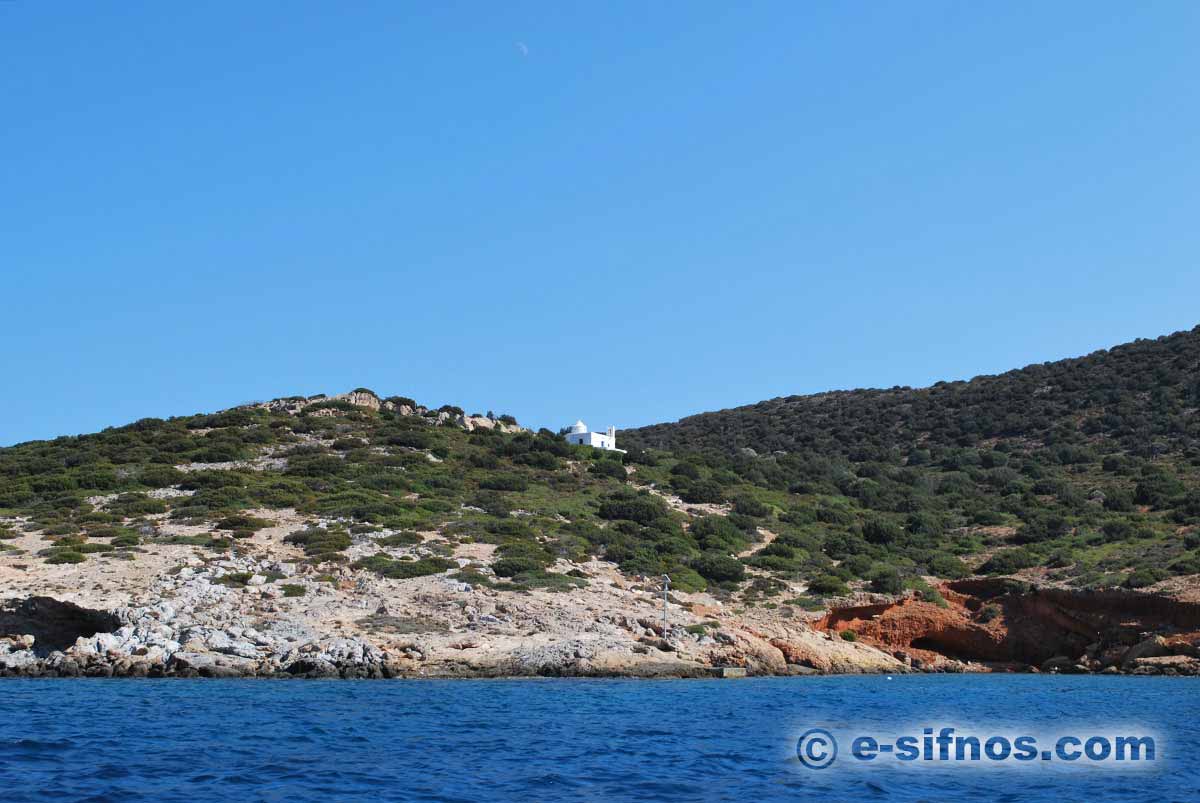 Die kleine Insel Kitriani an der Südseite von Sifnos