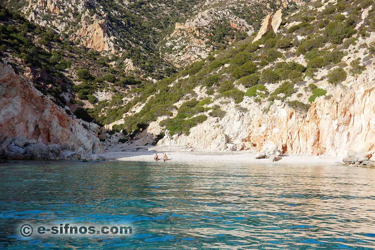 Strand von Polyaigos